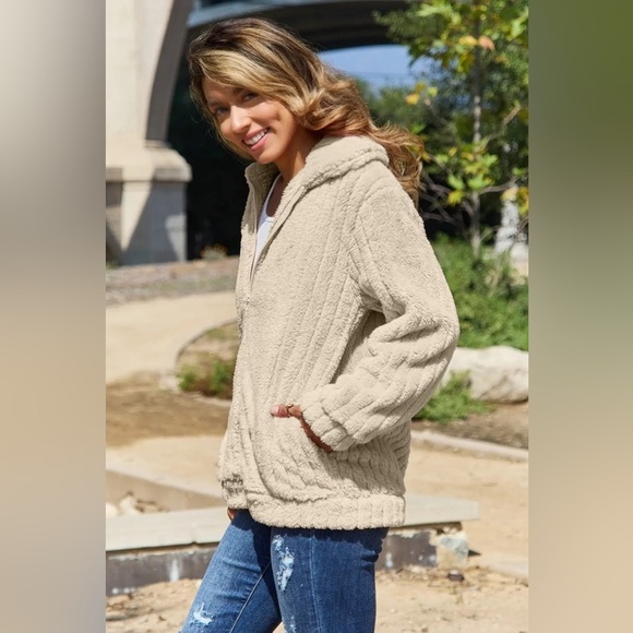 Posh Pocketed Collared Zip Up Jacket - Picture 3 of 4